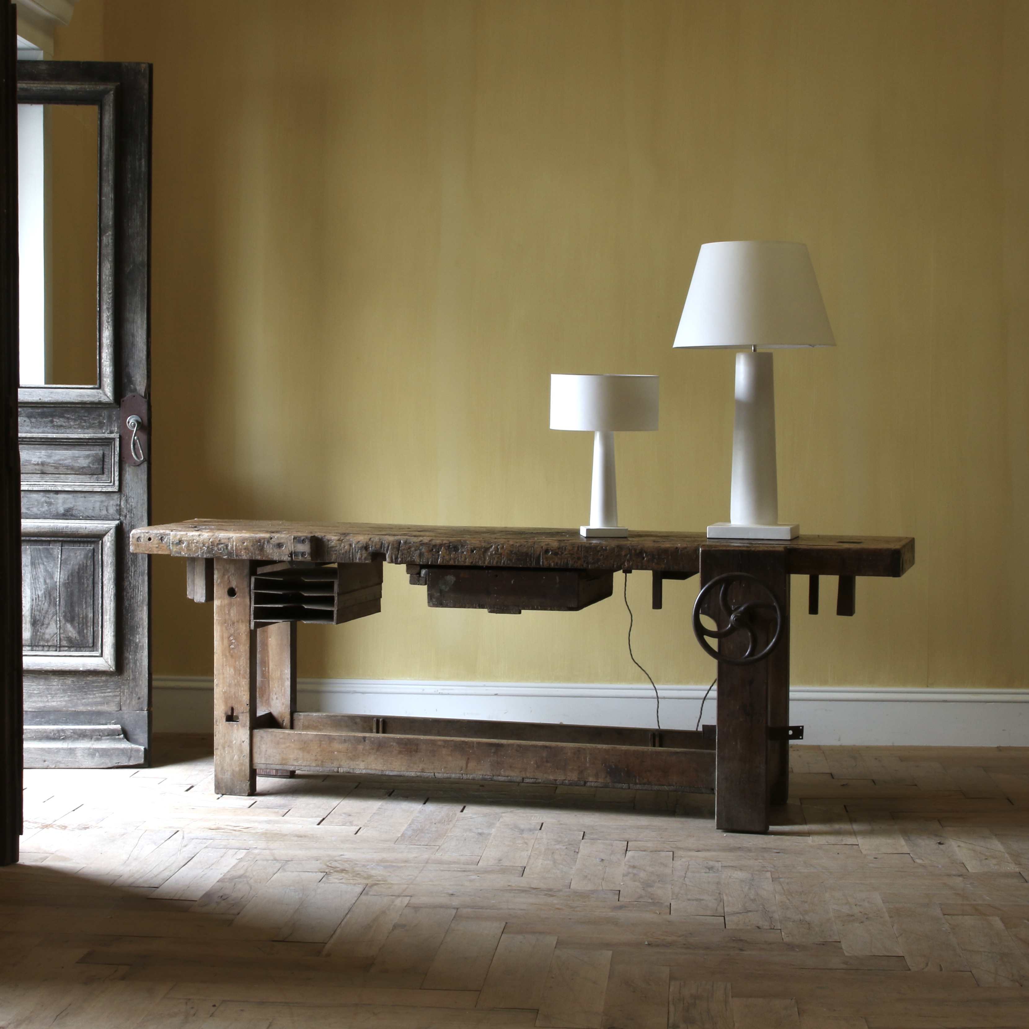 154-68 - French Workbench